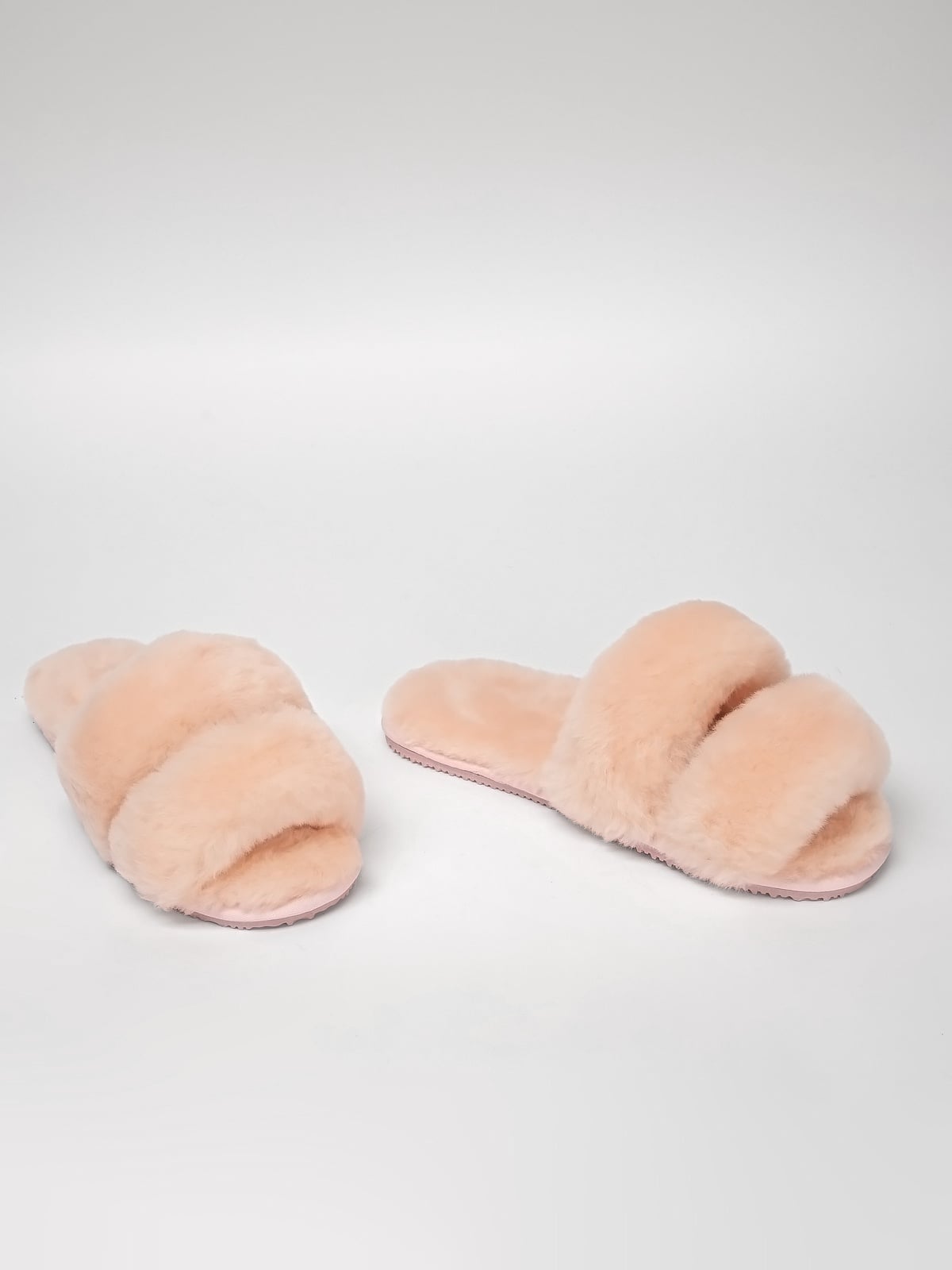 Women's indoor slippers